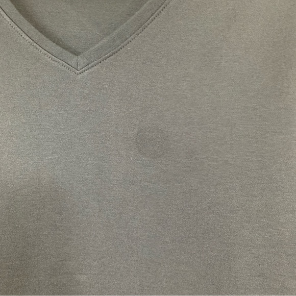 LL Bean cotton V-neck 3/4 sleeves intrinsik a/c Women’s Tee-XL - Picture 13 of 13